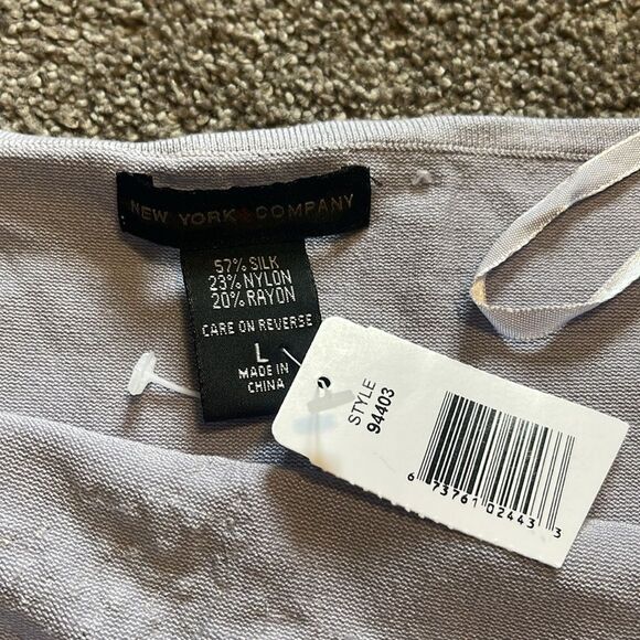 NWT Womens NEW YORK & COMPANY Lavender Halter glittery TOP shirt Clothes L - Picture 7 of 7